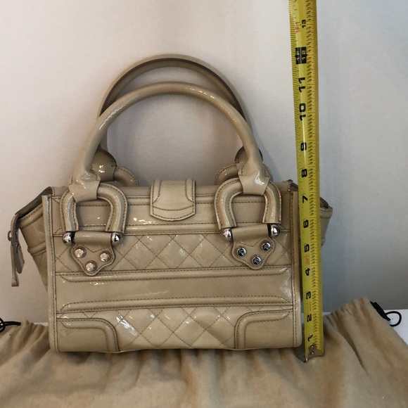Burberry Mini Manor Bag in Tan Patent Leather - Picture 2 of 8
